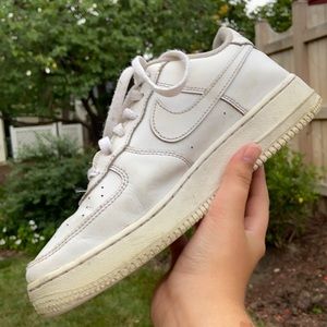 White Air Force 1 sneaker